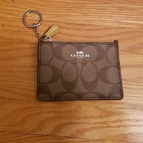 Coach Keychain Wallet - Picture 1 of 3